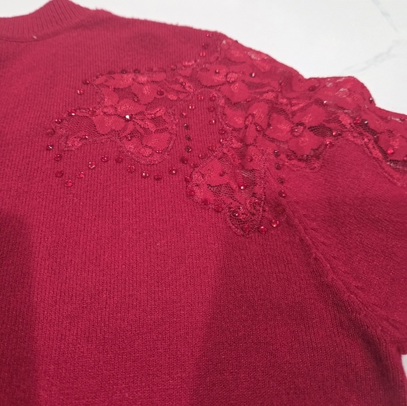 Red Sweater with Sequin Details Size L. - Picture 11 of 15